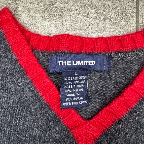 Y2K The Limited Women’s Gray Cropped Sweater Vest Red Trim Lambswool Blend Large - Picture 3 of 5